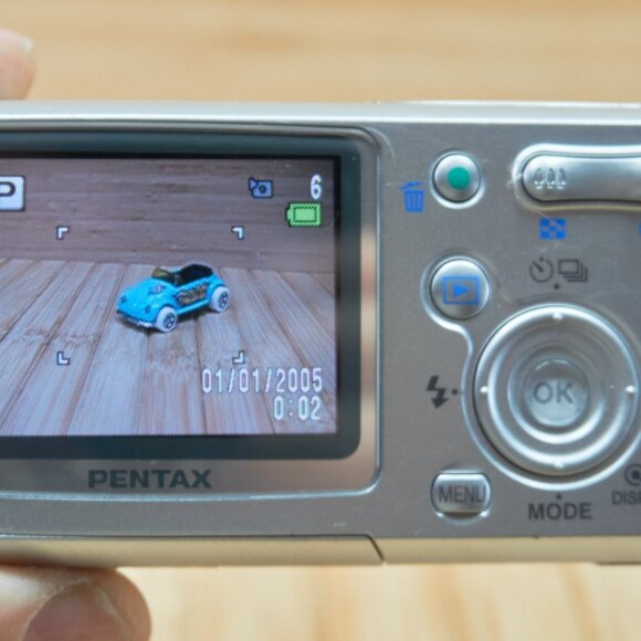 Pentax Optio WP 5MP Waterproof Digital Camera, with 3x Optical Zoom - Picture 5 of 10